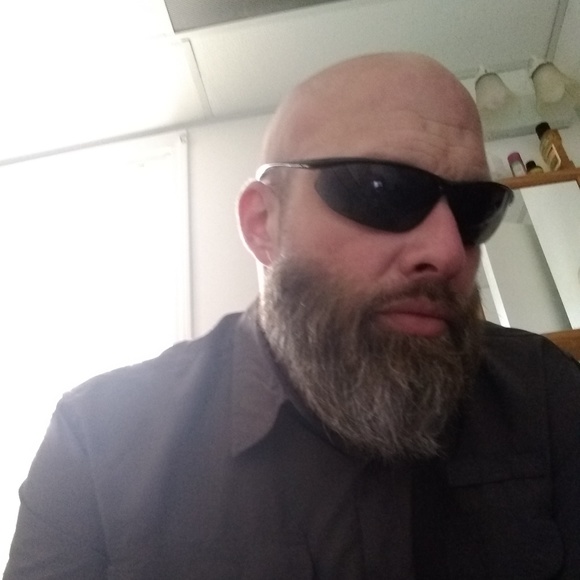 Meet your Posher, Matthew - Picture 2 of 3